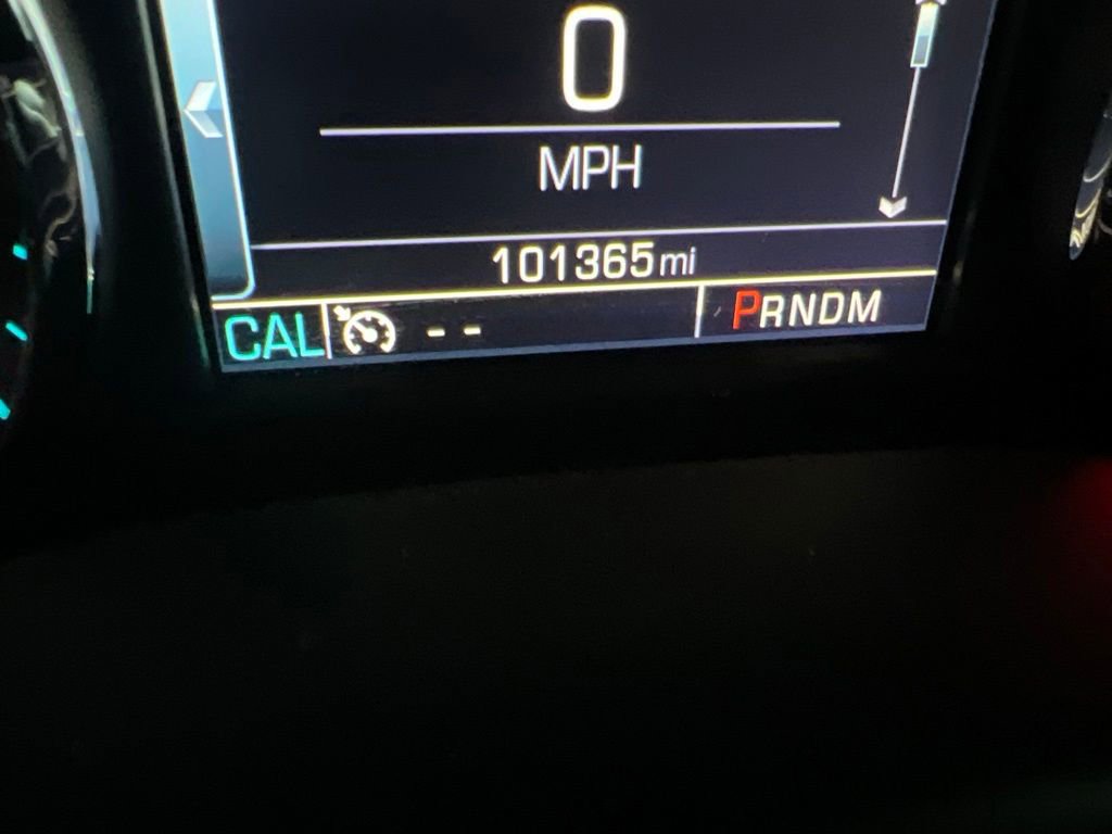 Used 2015 Chevrolet Suburban LT RWD image 10
