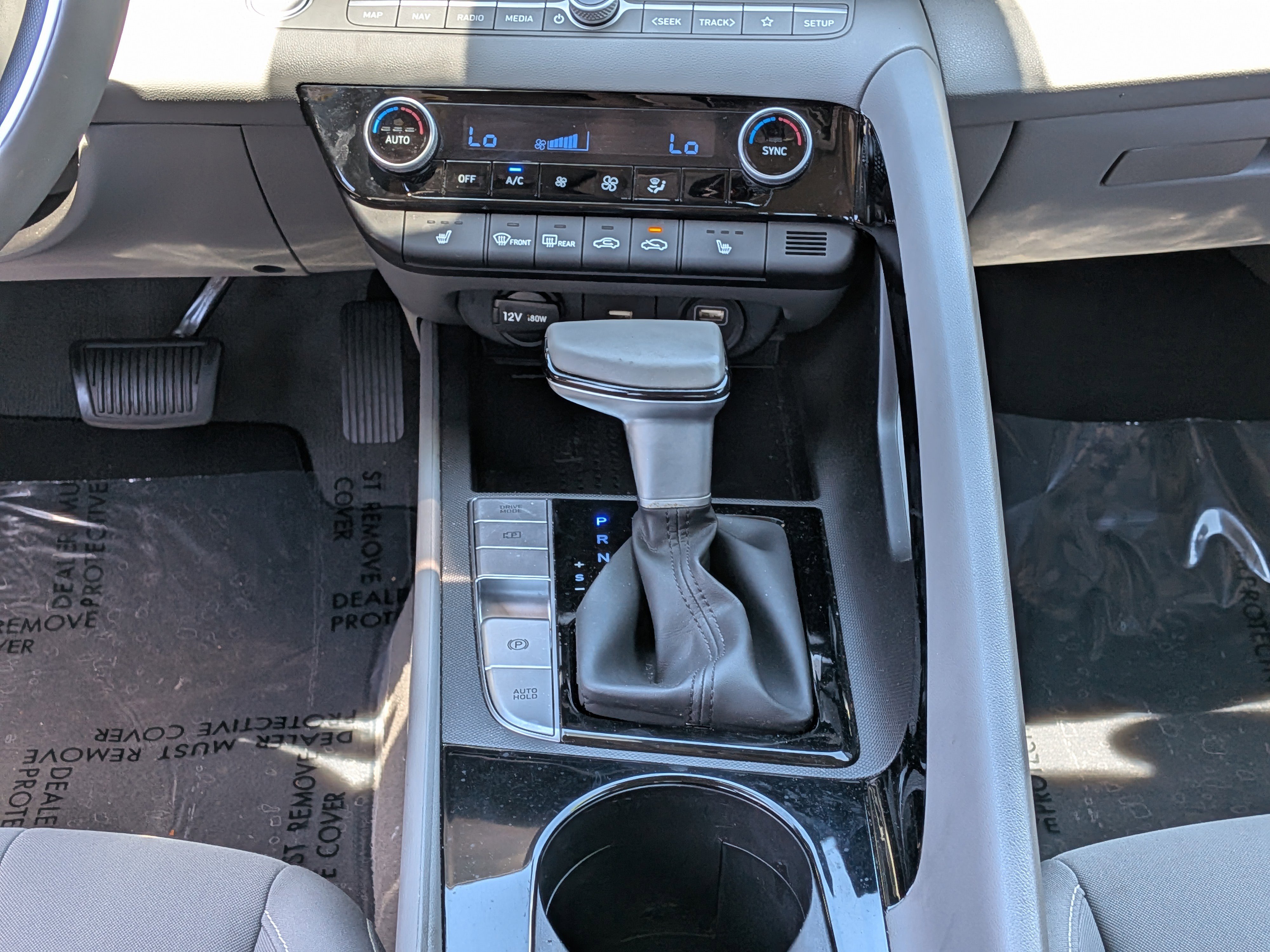 Used 2023 Hyundai Elantra SEL w/ Convenience Package FWD image 18