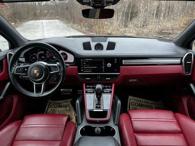 Used 2023 Porsche Cayenne S Platinum image 33
