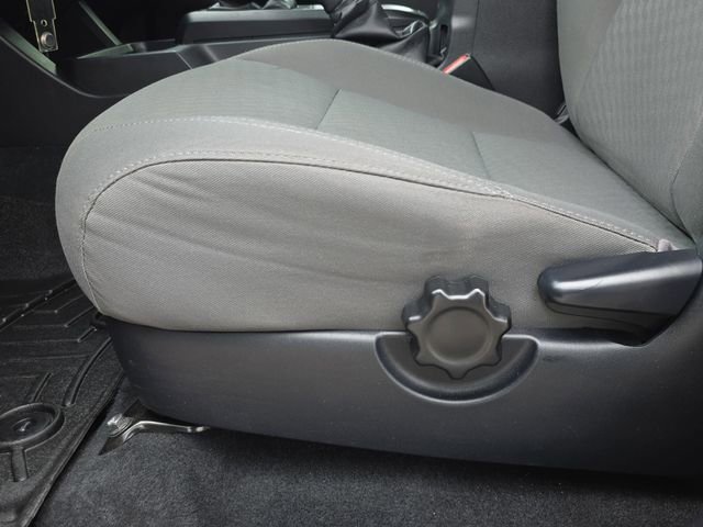 Used 2020 Toyota Tacoma SR w/ SR Convenience Package image 28