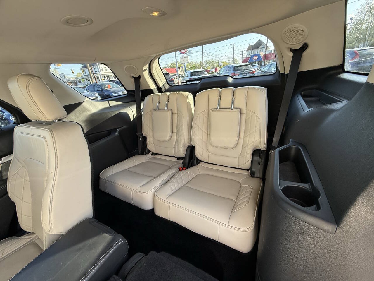 Used 2016 Ford Explorer Platinum AWD/4WD image 8
