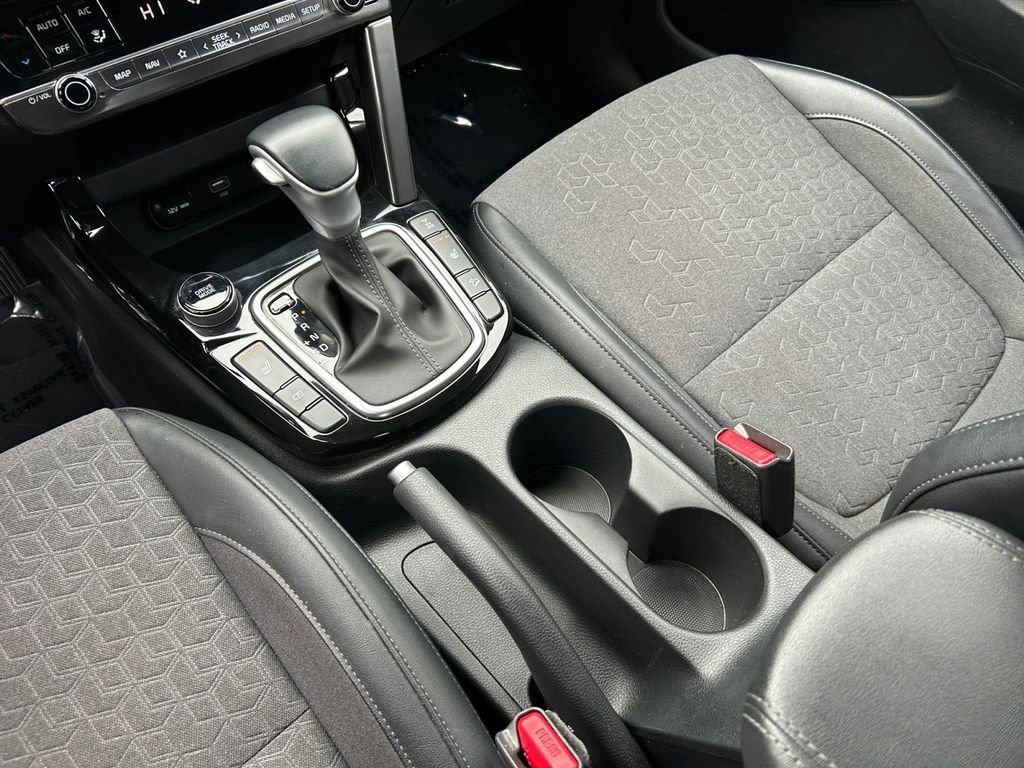 Used 2024 Kia Seltos S AWD/4WD image 18
