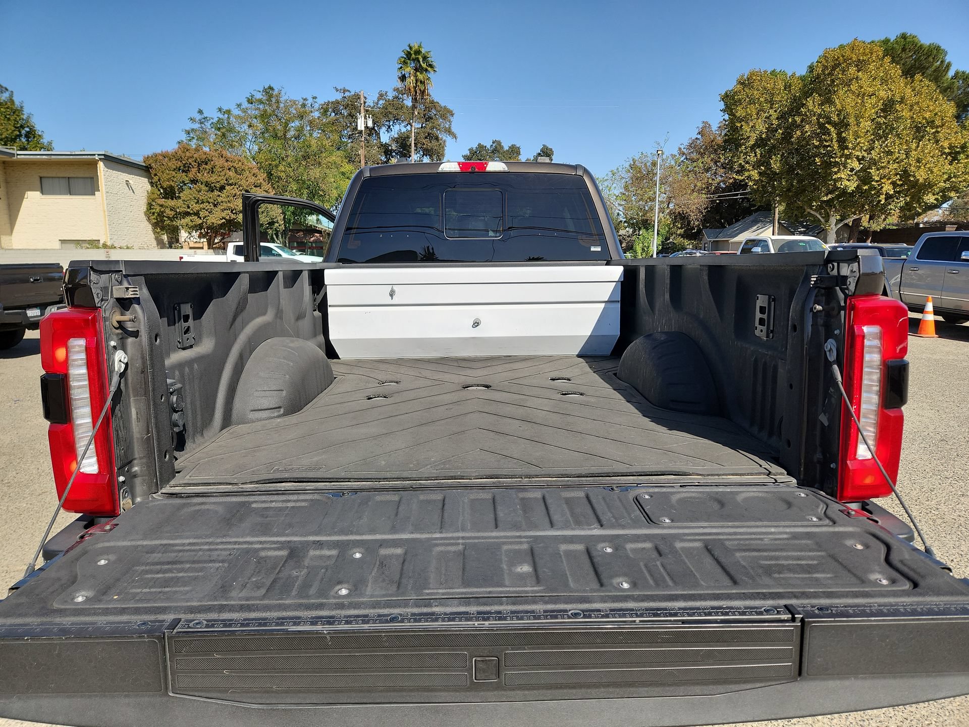 Used 2024 Ford F350 Lariat AWD/4WD image 20