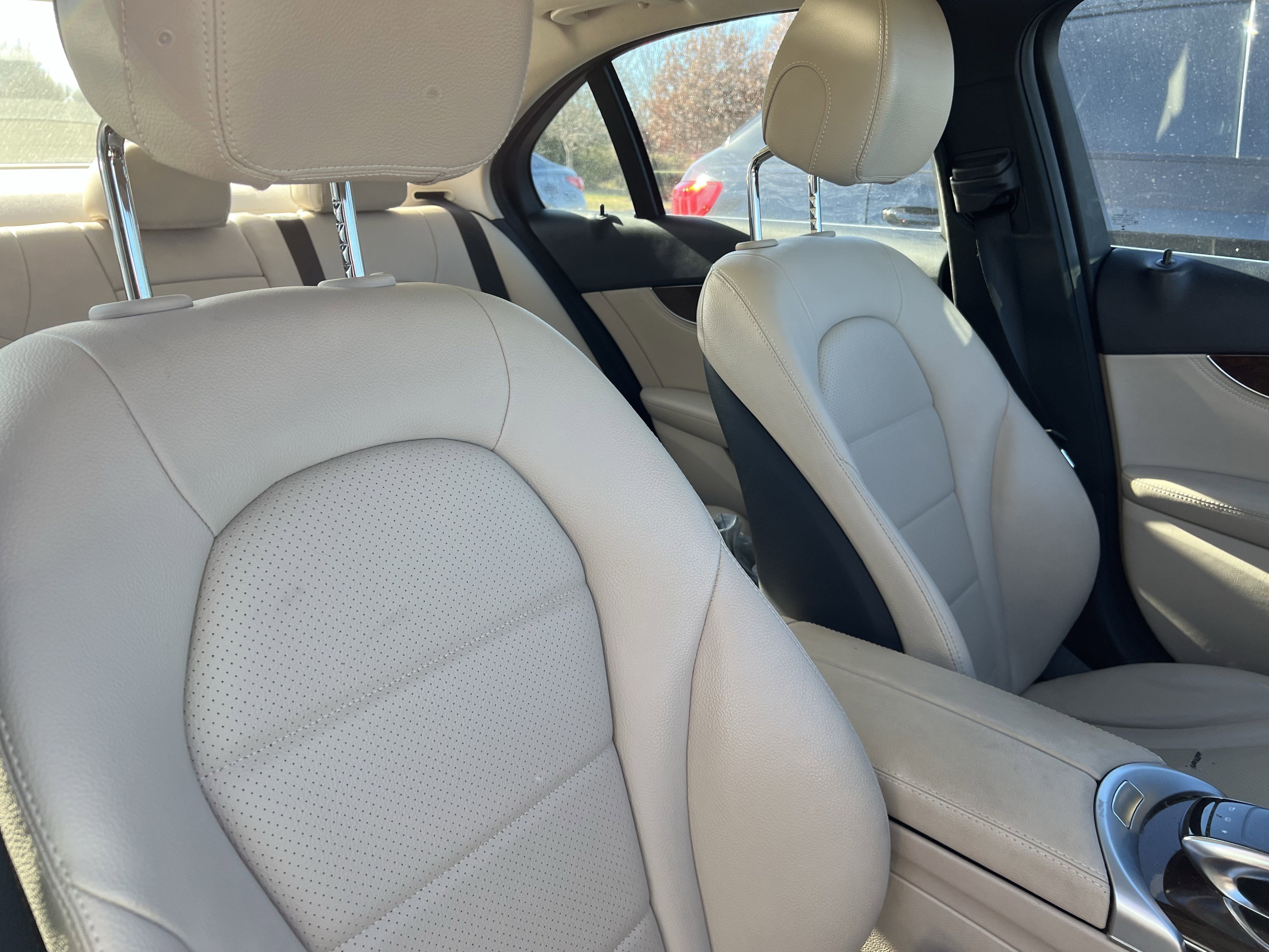 Used 2015 Mercedes-Benz C 300 4MATIC Sedan image 35