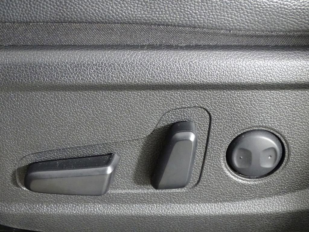 Used 2022 Hyundai Palisade SEL w/ 8P Bench Seat Package image 23