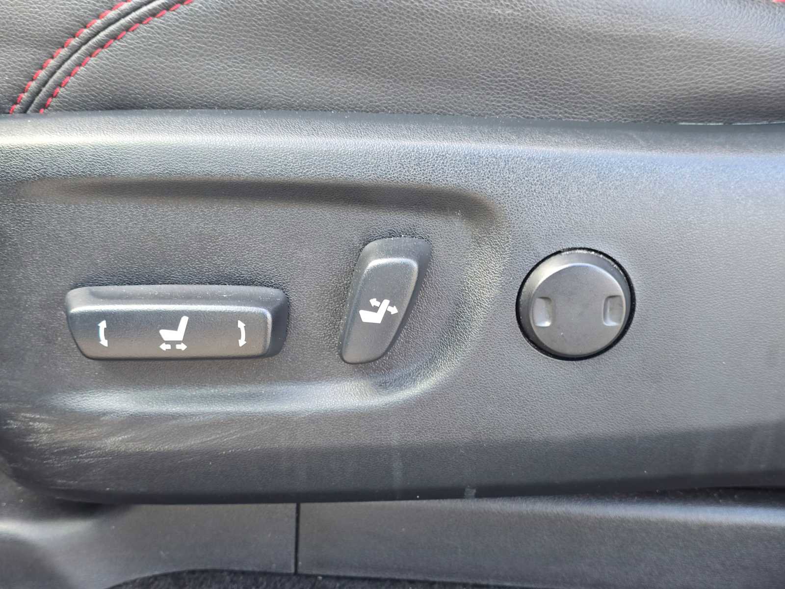 Certified 2024 Toyota 4Runner TRD Off-Road Premium image 25