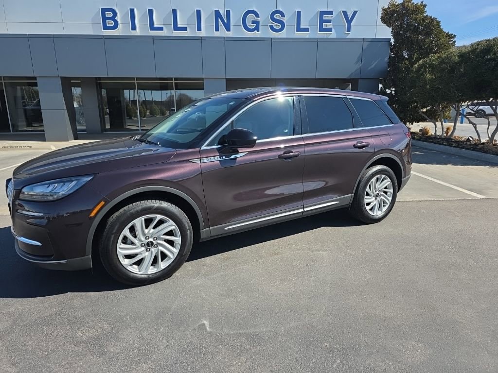 Used 2023 Lincoln Corsair AWD image 1