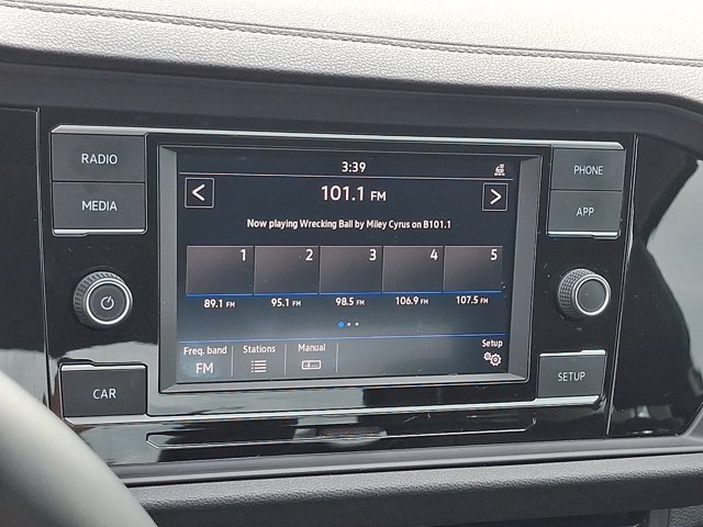 Used 2019 Volkswagen Jetta SE w/ Cold Weather Package FWD image 23