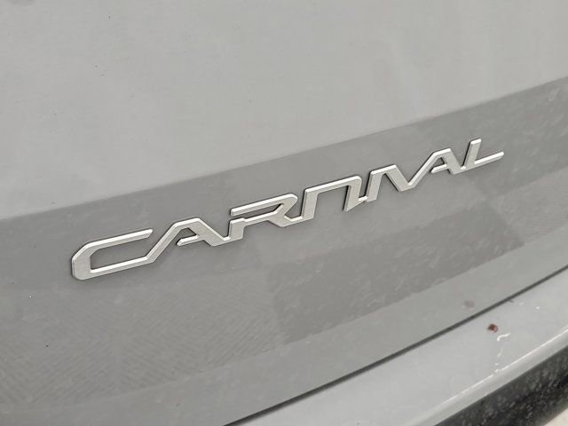 Used 2024 Kia Carnival SX FWD image 8