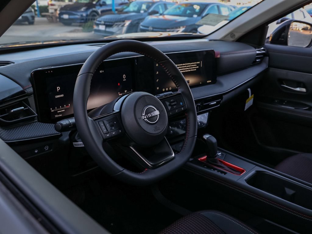 New 2026 Nissan Kicks SR FWD image 14