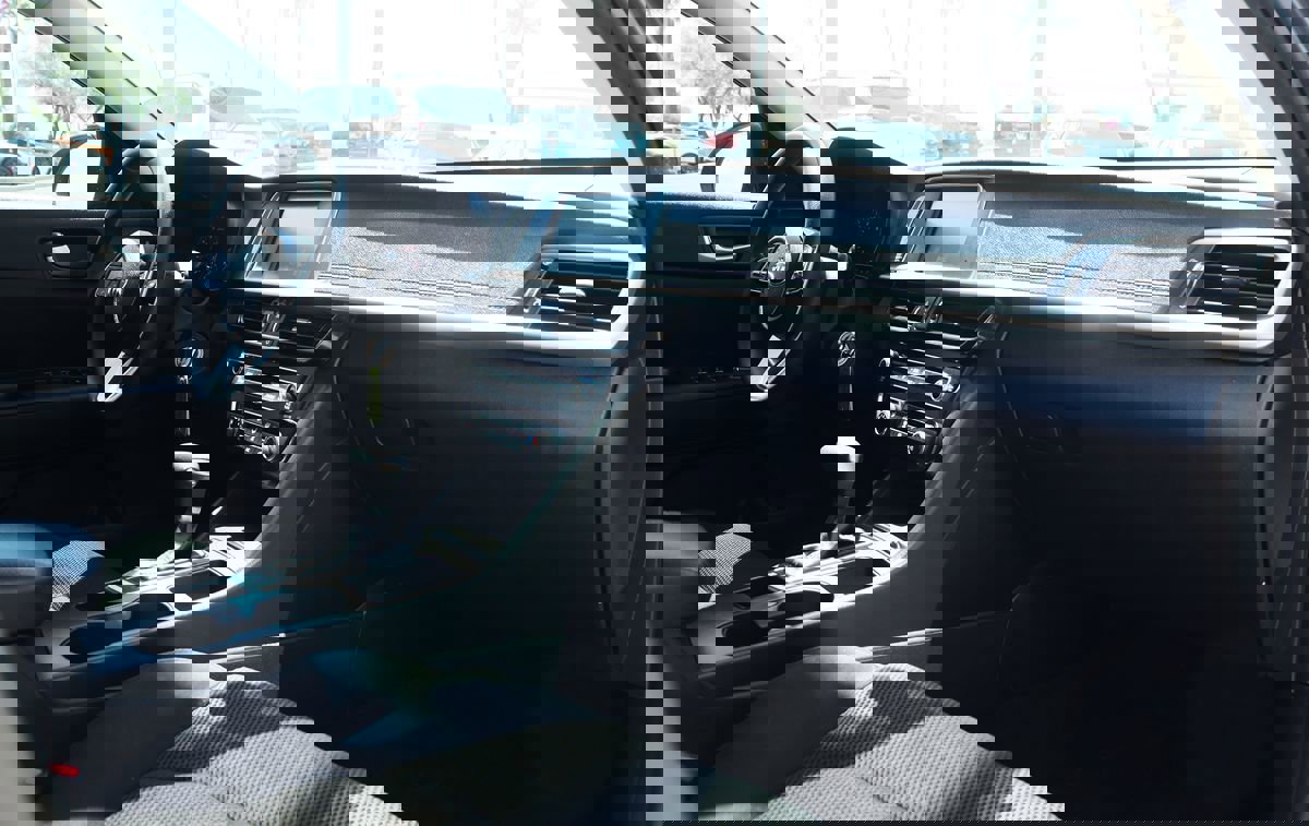 Used 2020 Kia Optima LX image 35