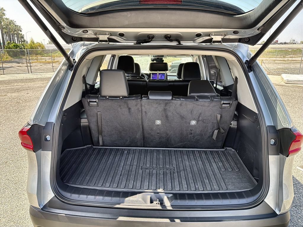 Used 2024 Toyota Grand Highlander AWD Hybrid image 19