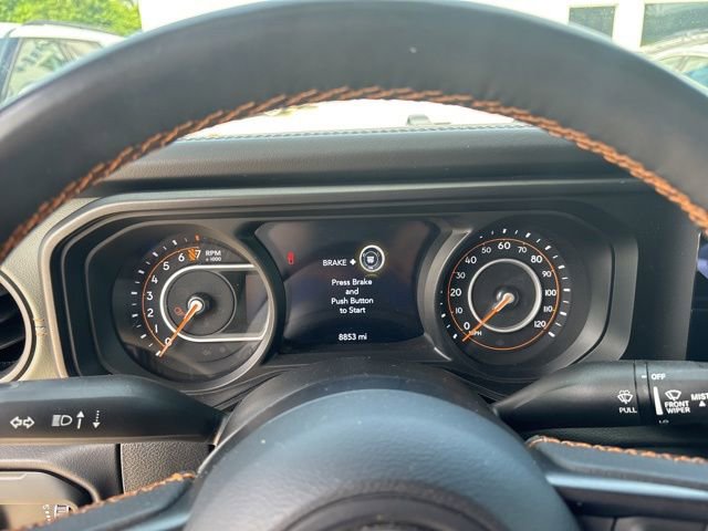 Used 2025 Jeep Gladiator Mojave w/ Safety Group AWD/4WD image 15