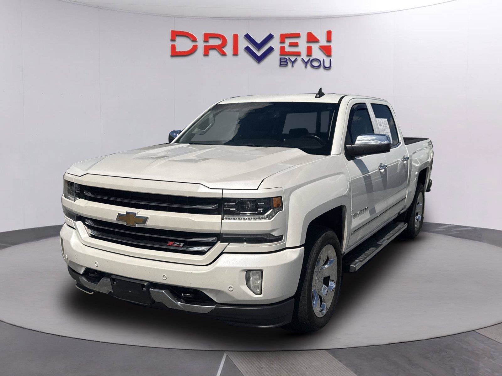 Used 2018 Chevrolet Silverado 1500 LTZ Z71 w/ LTZ Plus Package AWD/4WD image 8