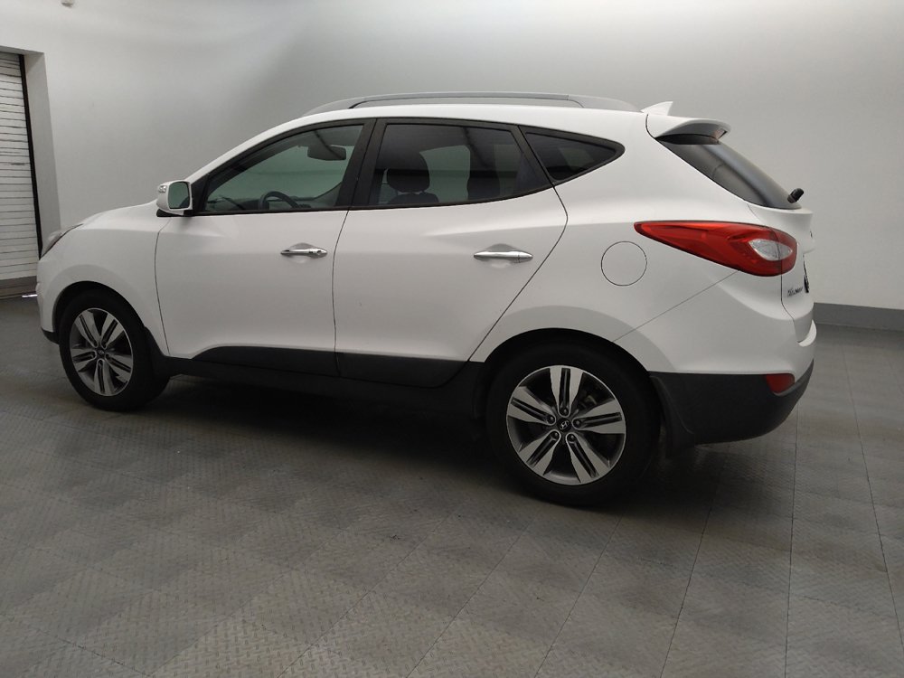 Used 2015 Hyundai Tucson Limited w/ Option Group 03 FWD image 3