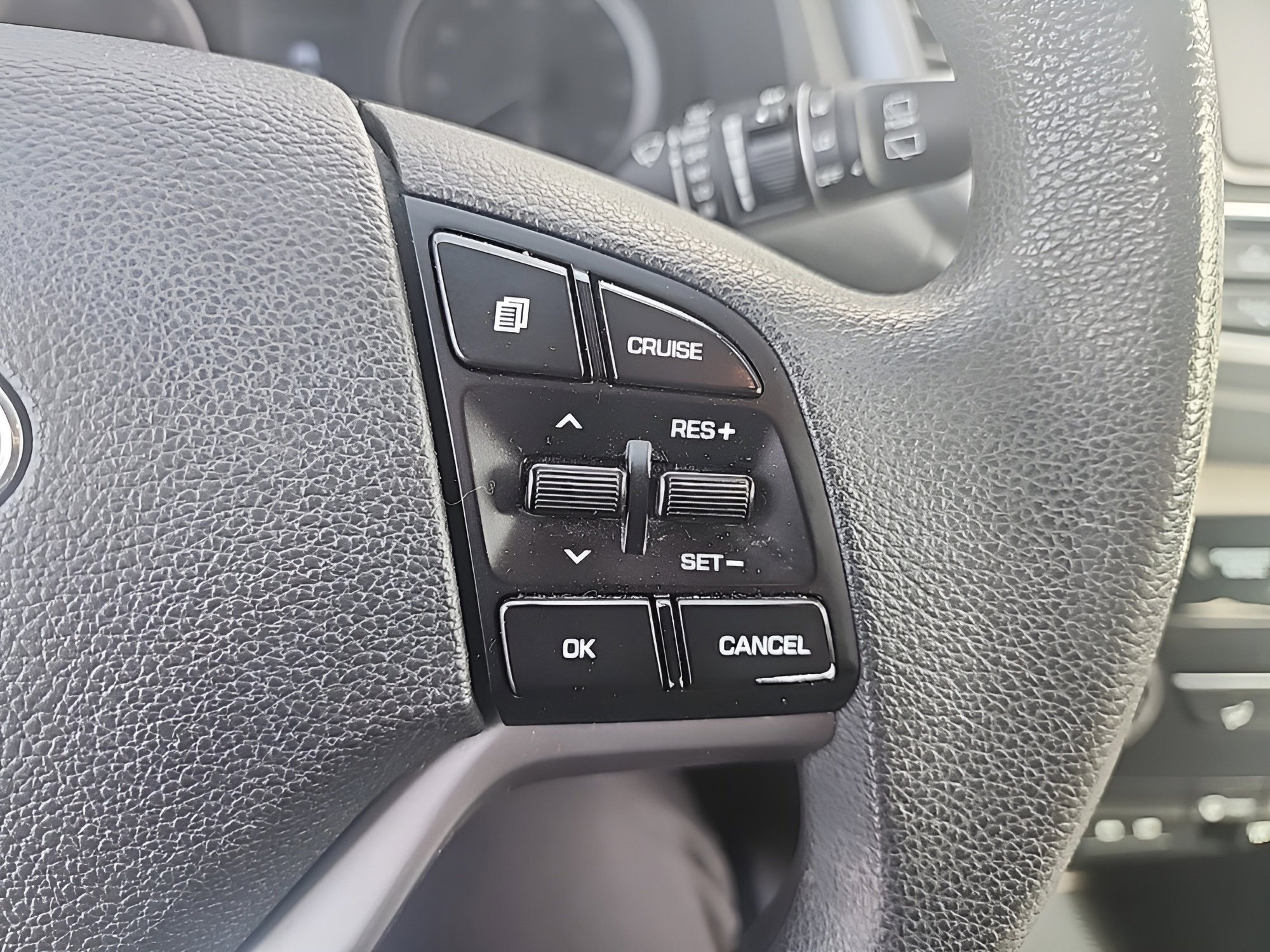 Used 2018 Hyundai Tucson SE image 18