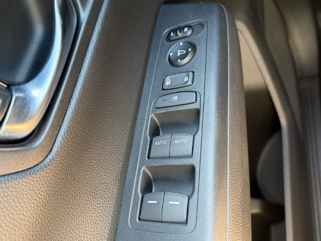 Certified 2025 Honda CR-V EX image 39