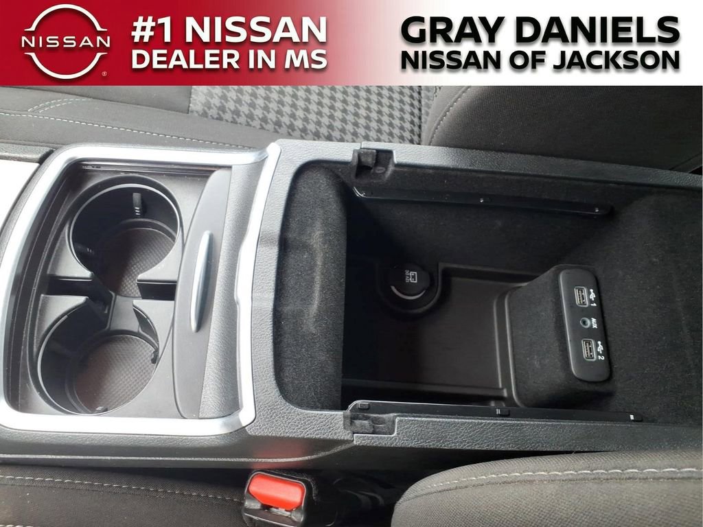 Used 2023 Dodge Charger SXT RWD image 20
