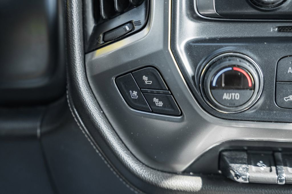 Used 2019 Chevrolet Silverado 3500 LTZ w/ Duramax Plus Package image 27