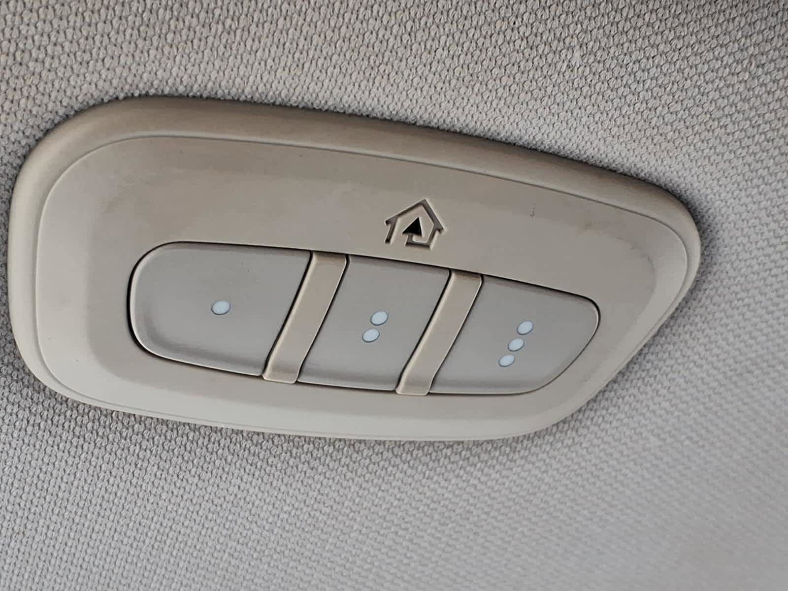 Used 2014 Jeep Cherokee Limited w/ Technology Group FWD image 29