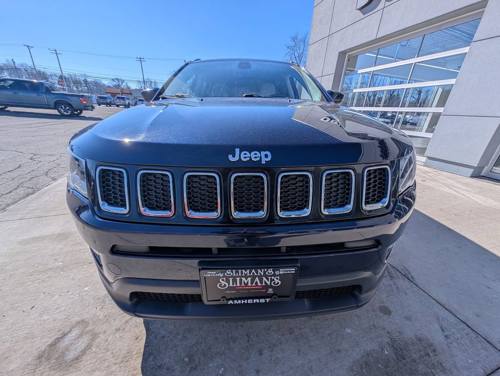 Used 2019 Jeep Compass Latitude w/ Cold Weather Group AWD/4WD image 10