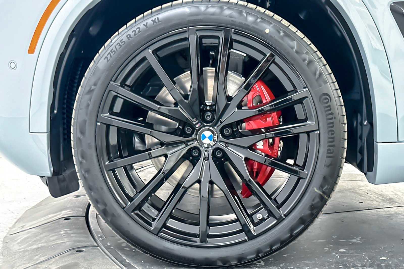 New 2026 BMW X5 xDrive40i w/ M Sport Package image 25