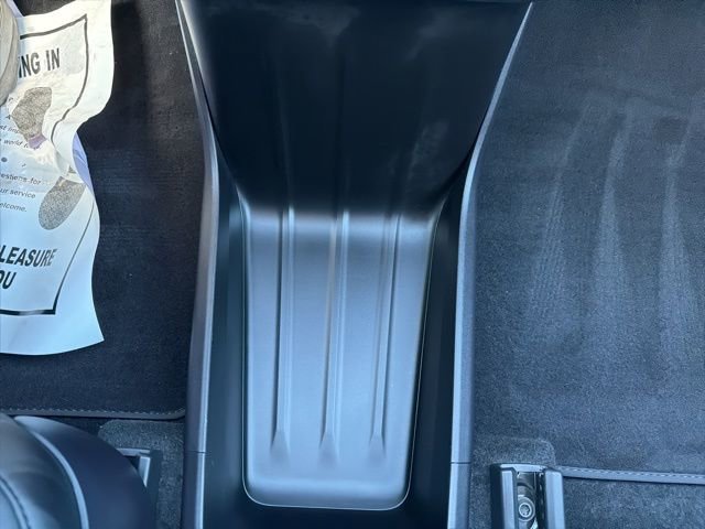 Used 2026 Tesla Model Y Standard image 35