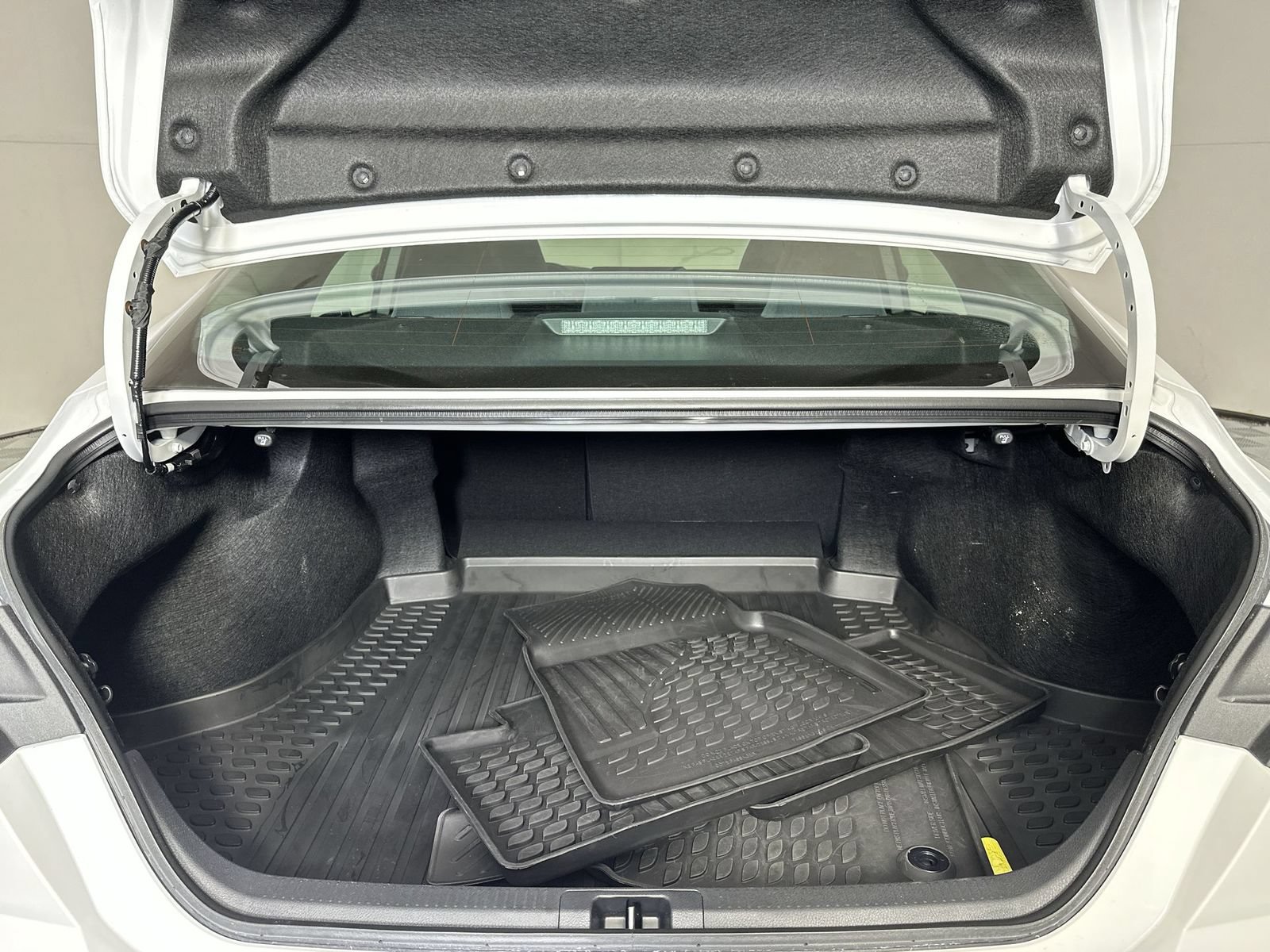 Used 2026 Toyota Camry LE FWD image 23