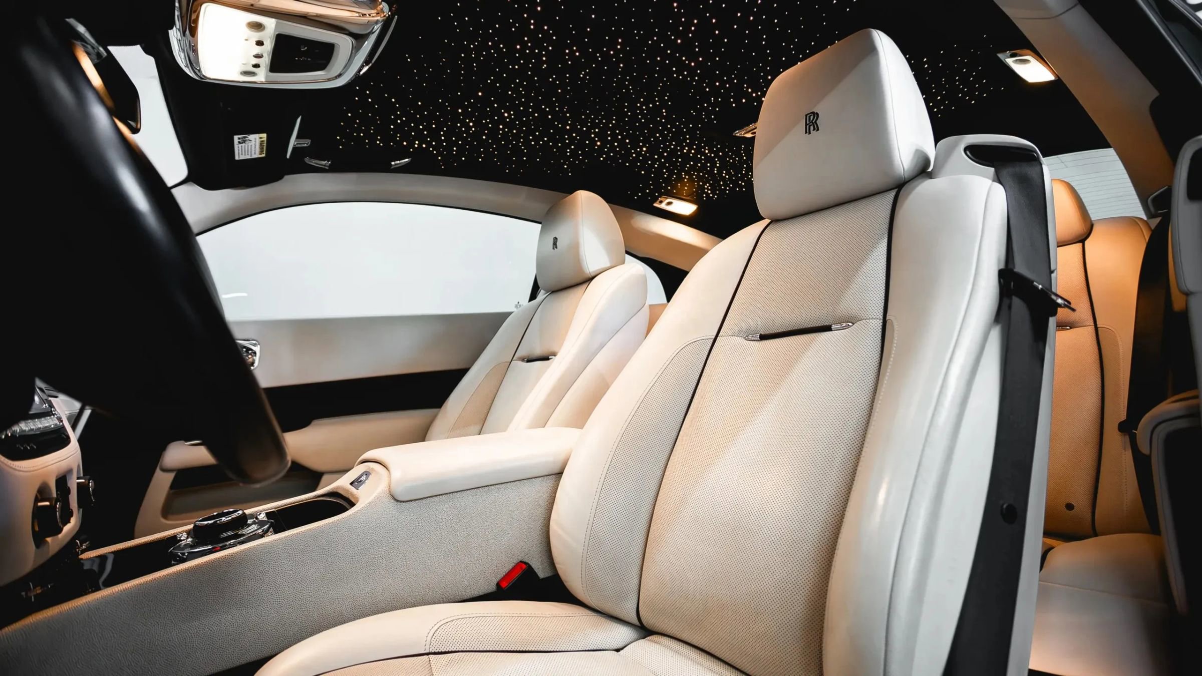 Used 2015 Rolls-Royce Wraith RWD image 23