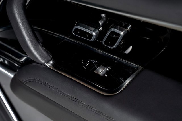 Used 2023 Land Rover Range Rover SE image 62