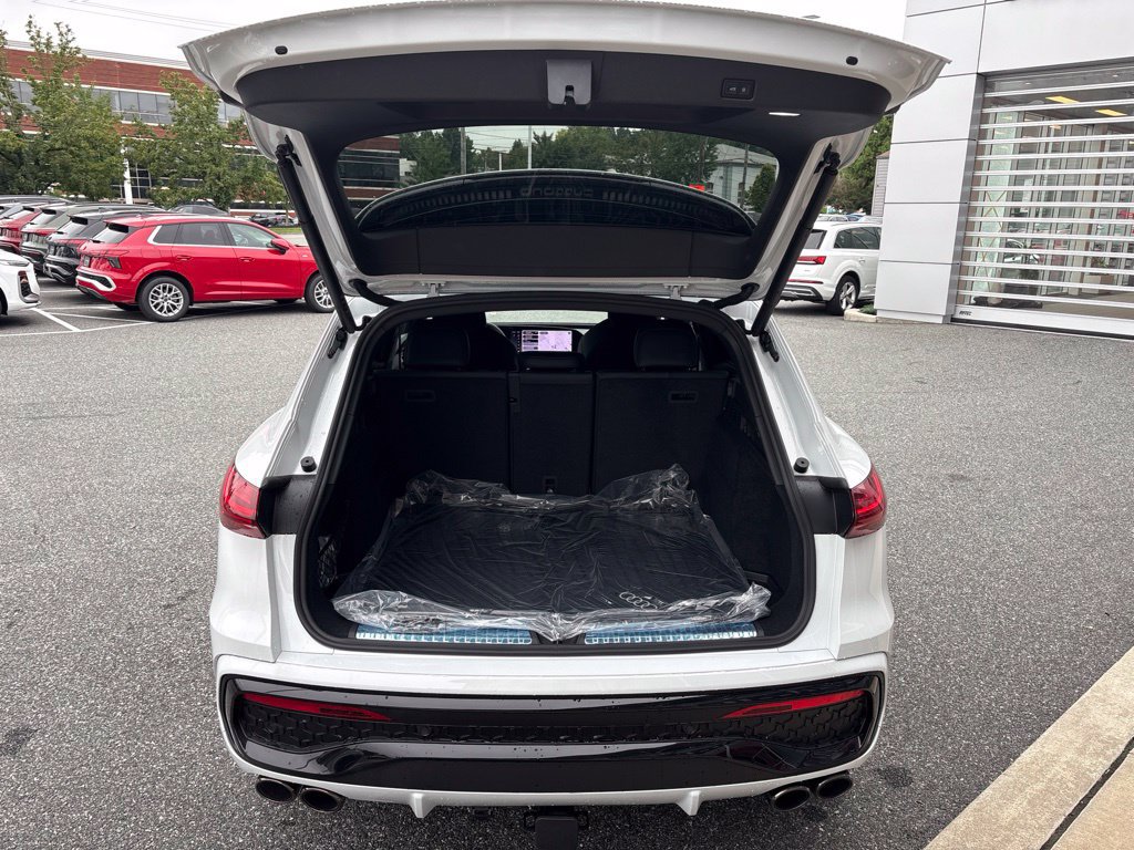 New 2026 Audi SQ5 Prestige AWD/4WD image 34