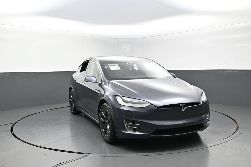Used 2020 Tesla Model X Long Range AWD/4WD image 2
