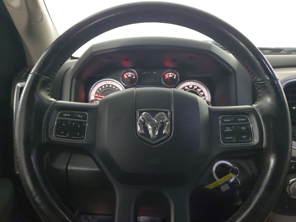 Used 2018 RAM 1500 SLT image 13