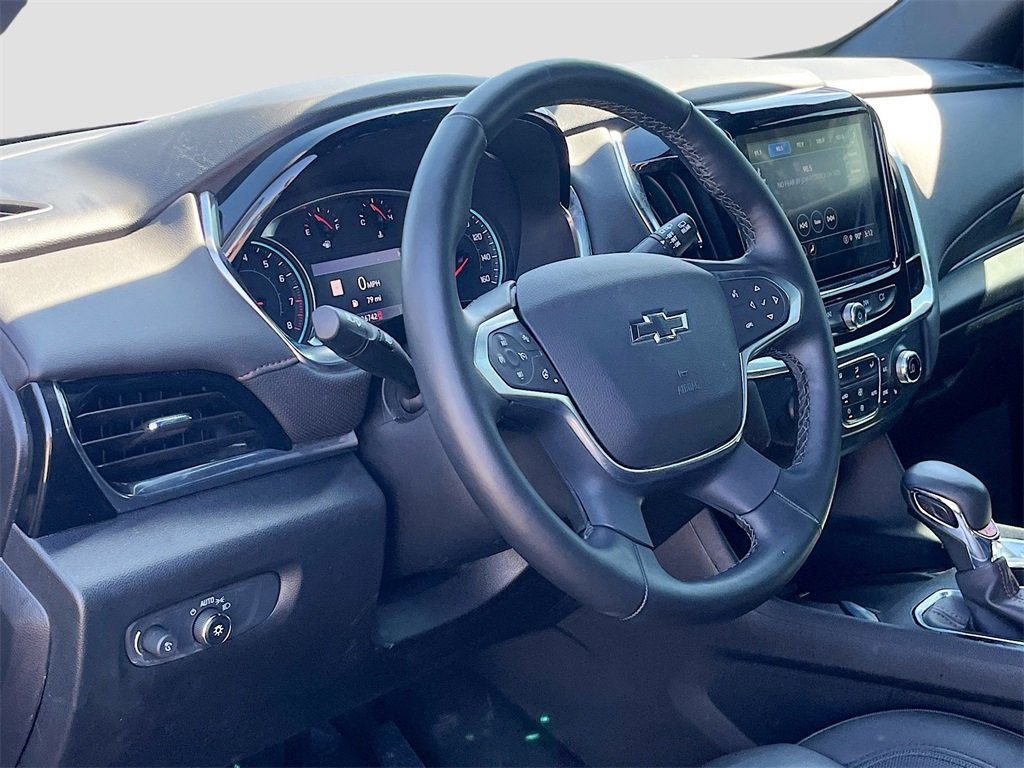 Used 2023 Chevrolet Traverse RS image 9
