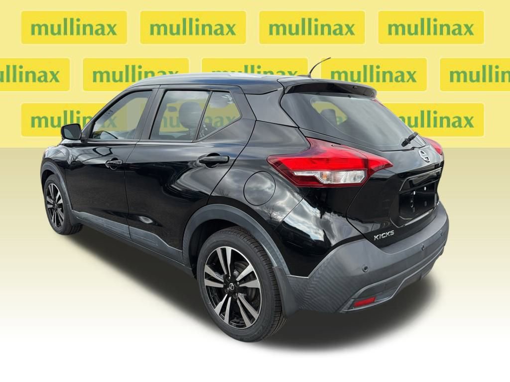 Used 2020 Nissan Kicks SV image 5