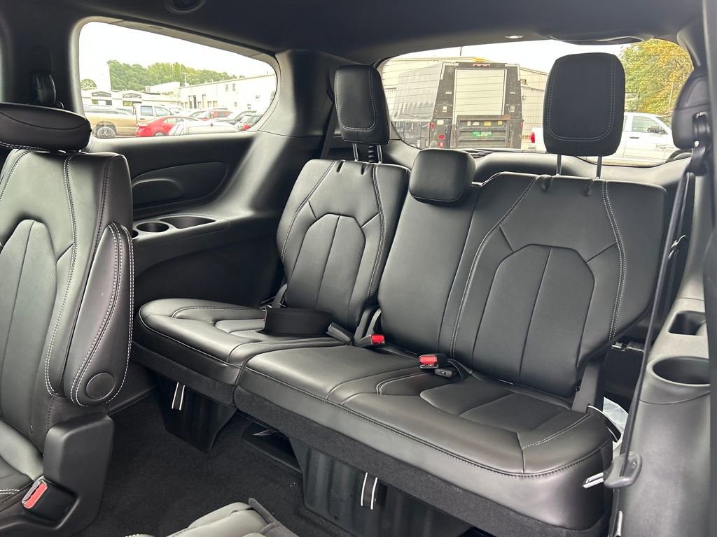 New 2026 Chrysler Pacifica Select image 25