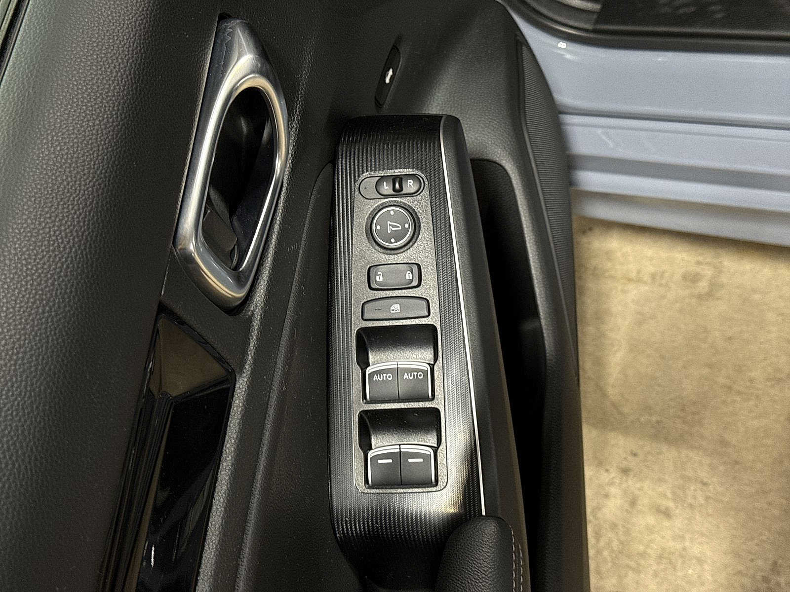 Used 2024 Honda Civic Touring image 23