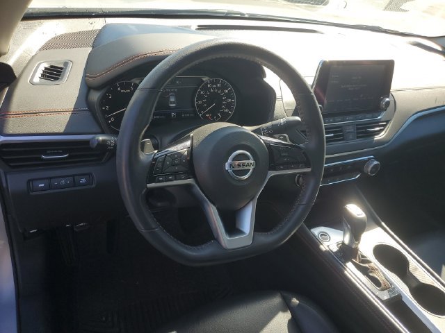 Used 2021 Nissan Altima 2.5 SR FWD image 15
