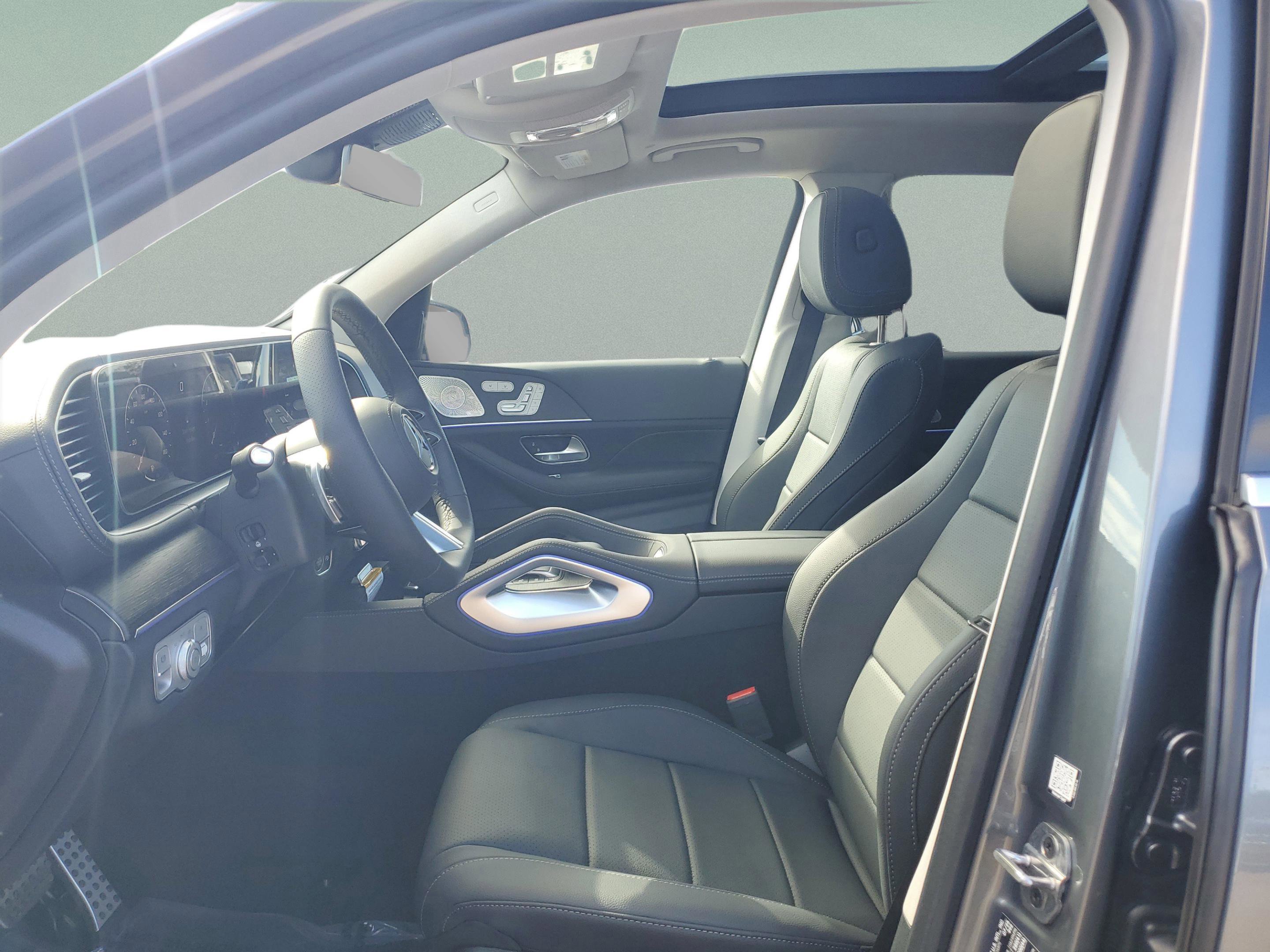 Certified 2026 Mercedes-Benz GLS 450 4MATIC image 25