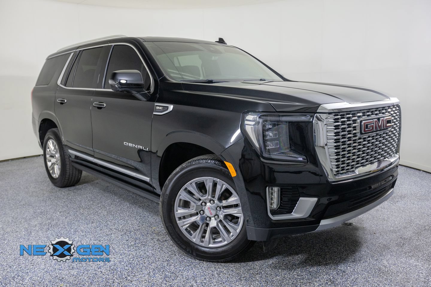 Used 2023 GMC Yukon Denali w/ Advanced Technology Package