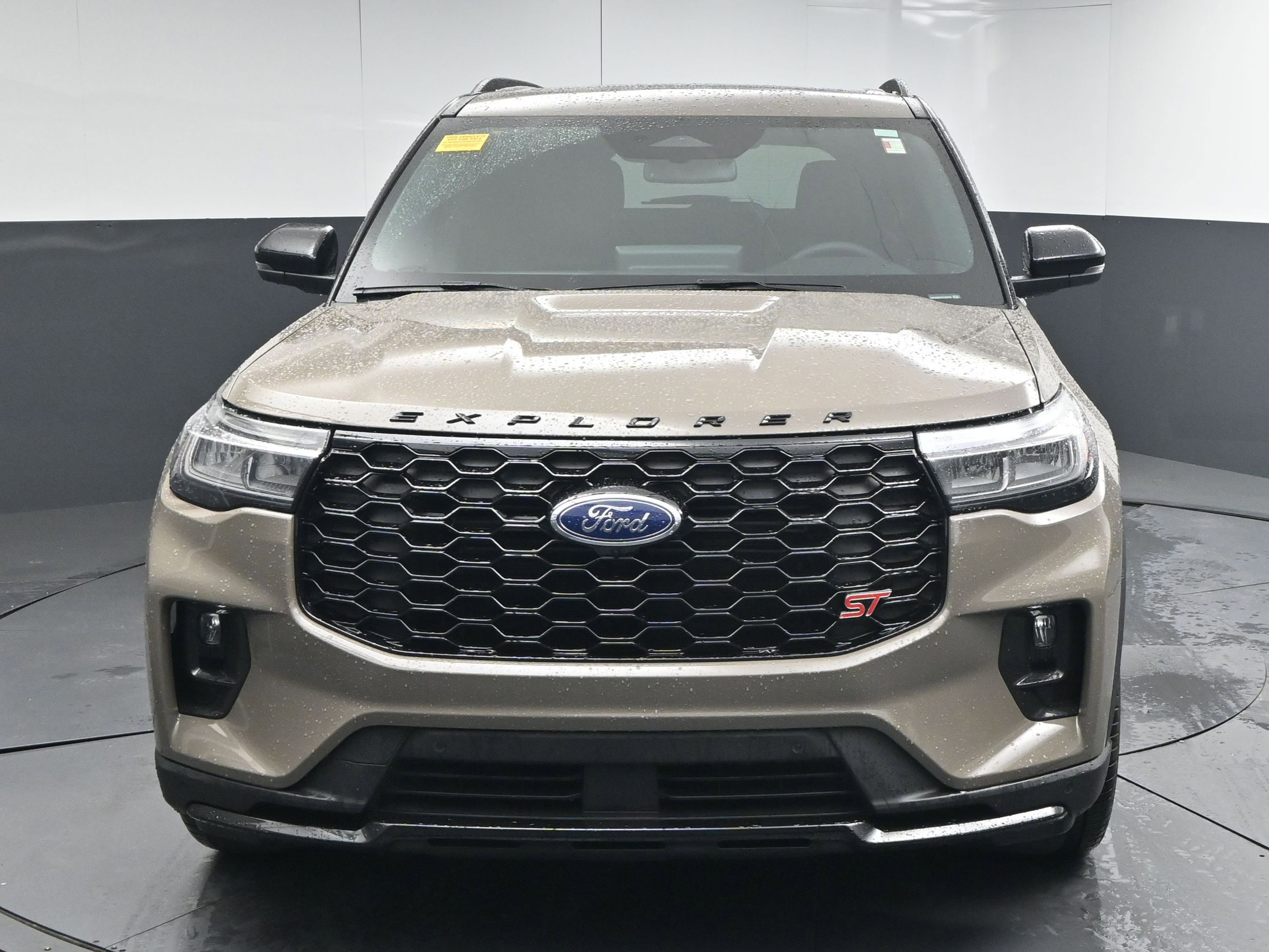 Used 2026 Ford Explorer ST w/ Sun And Sound Package image 2