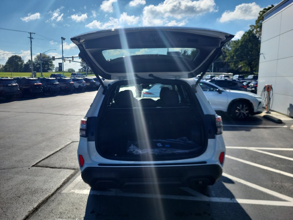 New 2026 Subaru Forester Premium AWD/4WD image 11