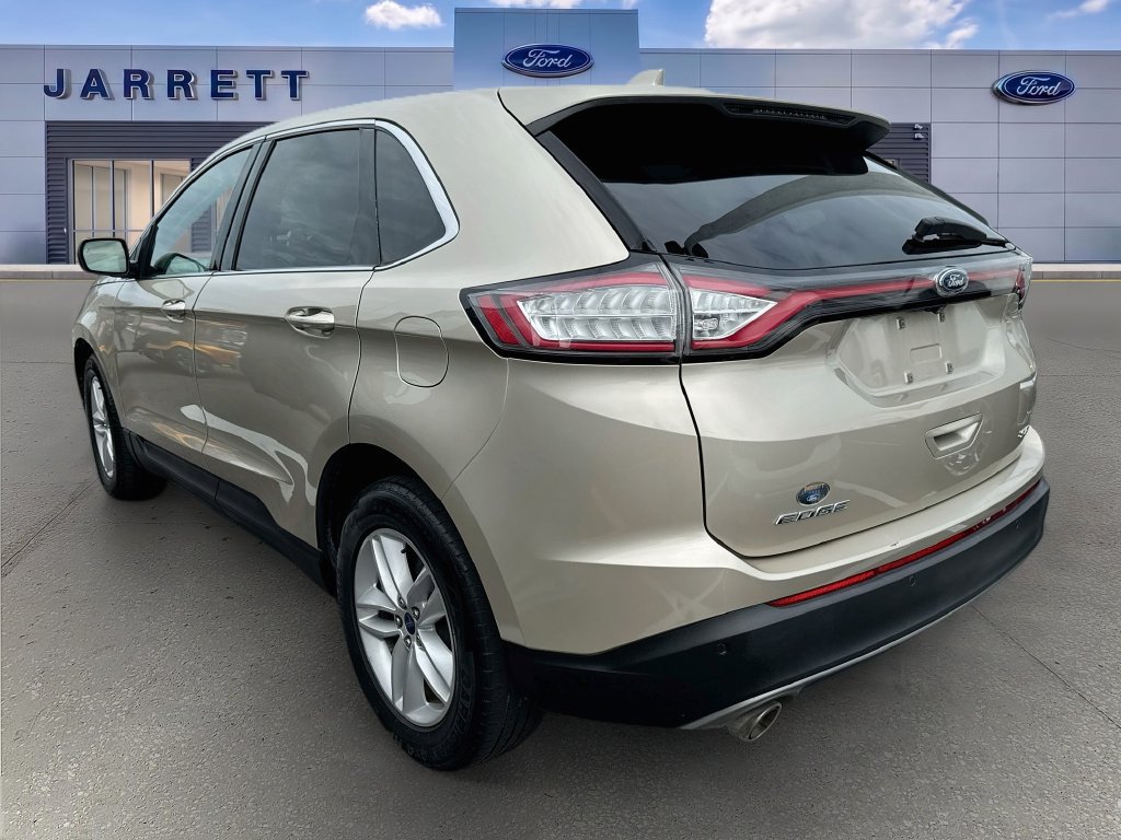 Used 2018 Ford Edge SEL w/ Ford Safe & Smart Package FWD image 3