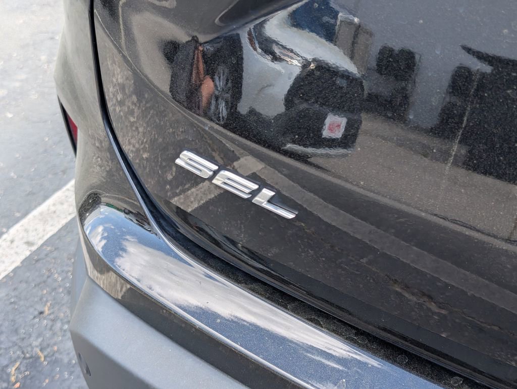 Used 2024 Ford Edge SEL w/ Convenience Package image 9