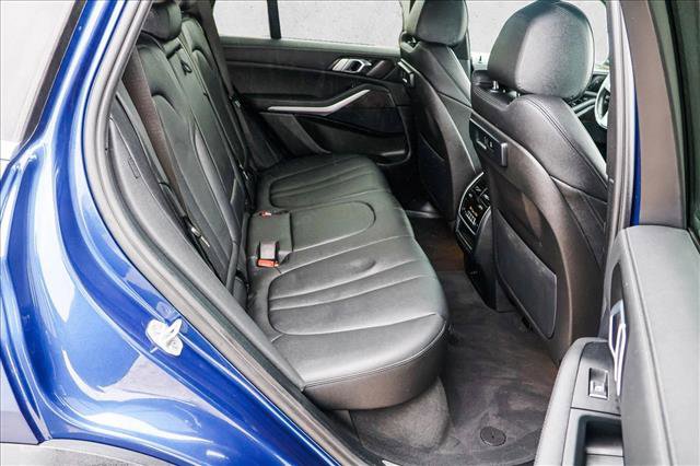 Used 2022 BMW X5 xDrive40i w/ Premium Package image 27