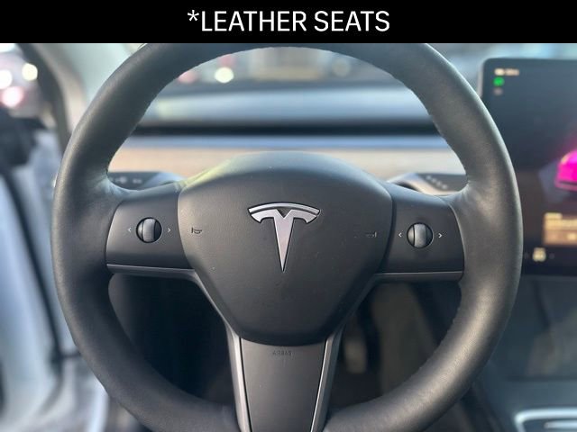 Used 2022 Tesla Model Y Long Range image 5