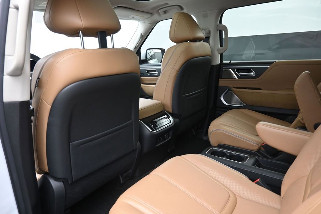 Used 2025 INFINITI QX80 Sensory w/ Exterior Package AWD/4WD image 26
