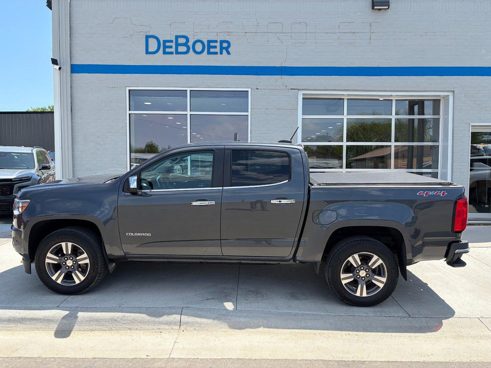 Used 2016 Chevrolet Colorado LT w/ Luxury Package, Chrome AWD/4WD image 2