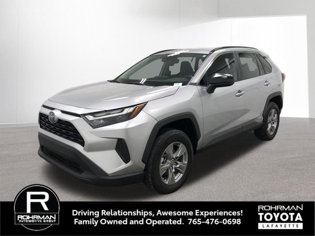 Used 2023 Toyota RAV4 LE image 2