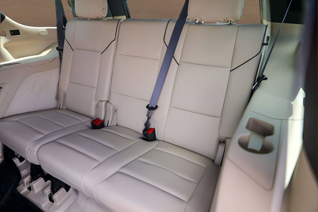 Certified 2023 Cadillac Escalade Premium Luxury w/ Performance Package image 28